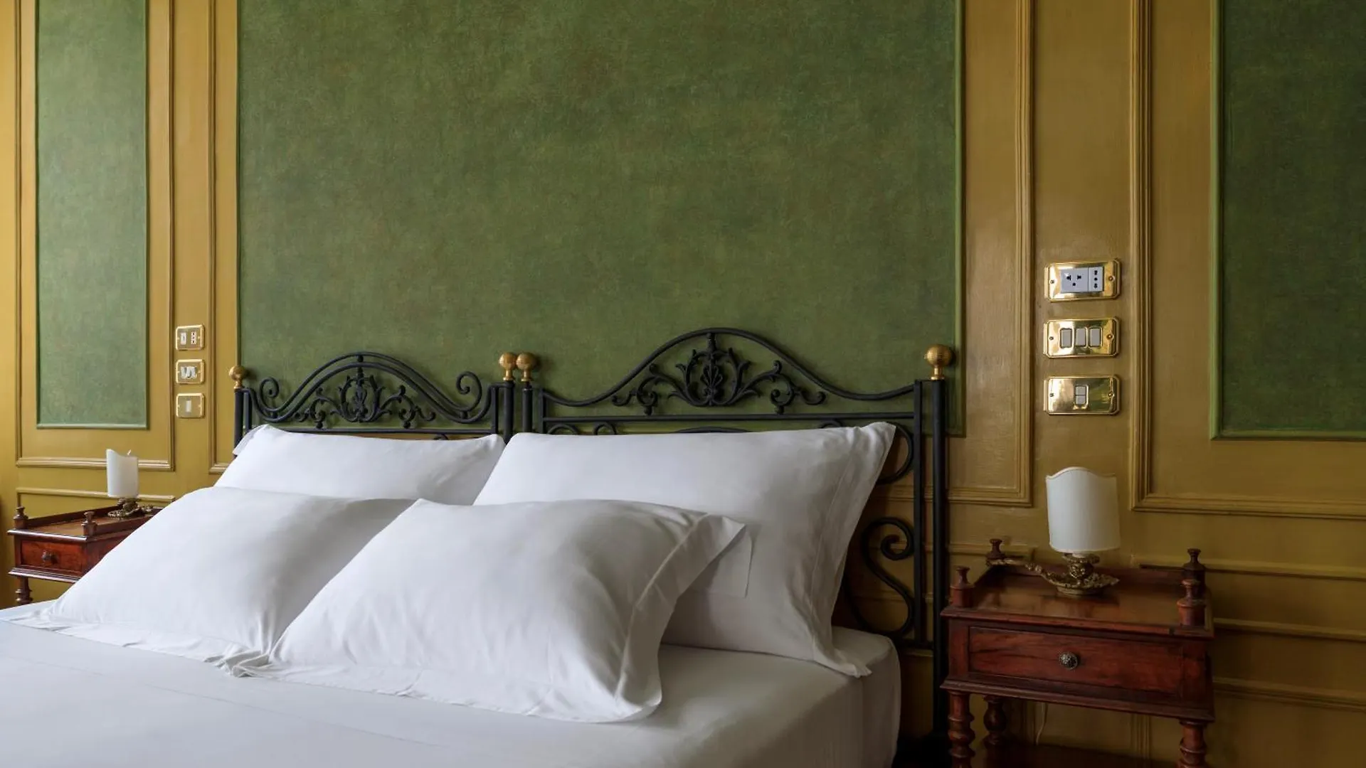 Hotel Locarno Rome