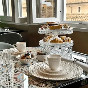 فندق كارافيتا