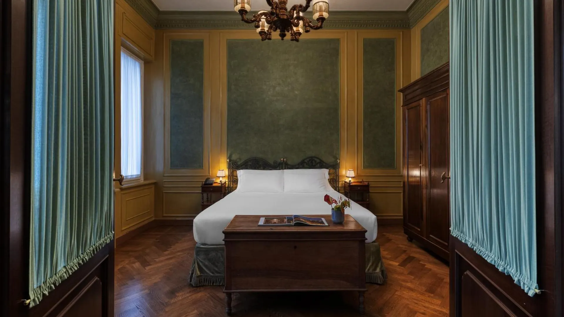 *****  Hotel Locarno Roma Italia